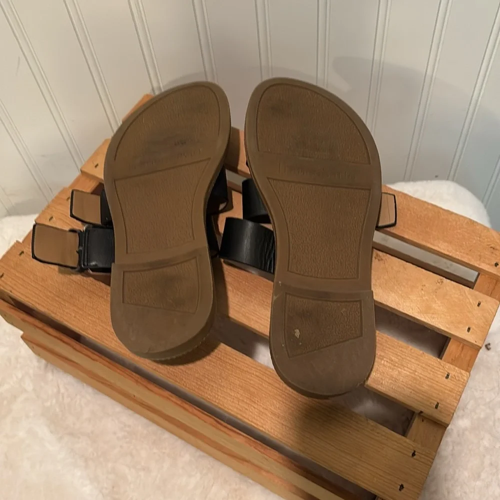 Franco Sarto Kasa Leather Flat Sandals Size 6